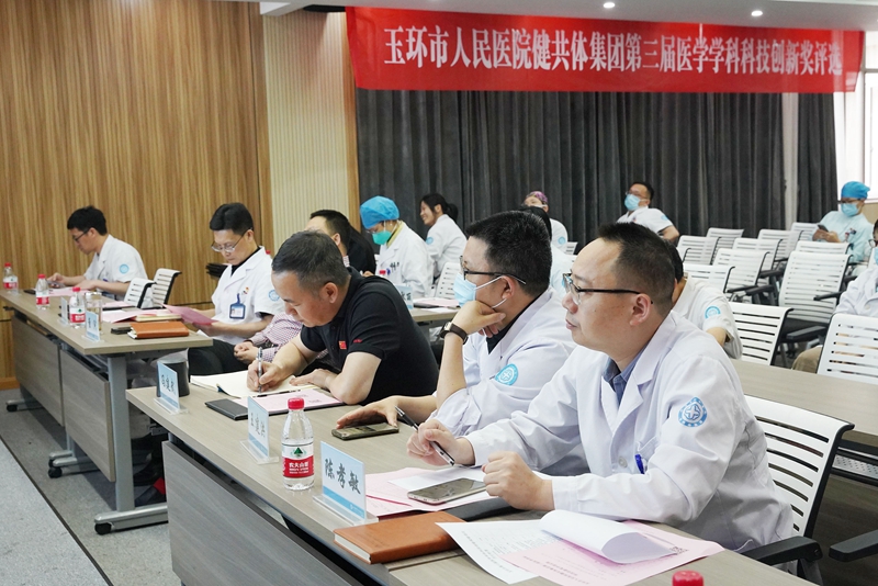 評(píng)選專家組.jpg