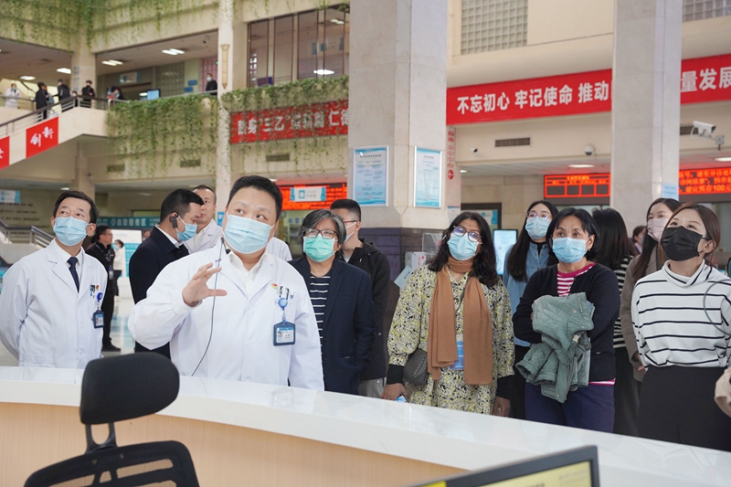 20231129 德隆國際公共衛(wèi)生論壇專家團03.jpg