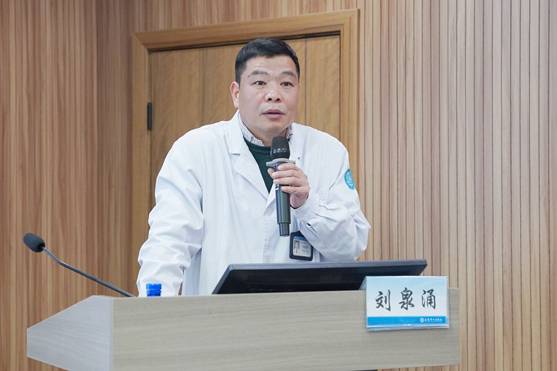 20250401 創(chuàng)面修復(fù)中心授牌儀式19.jpg